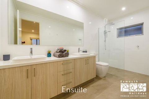 20 Madaffari Drive - Hotels Melbourne 9