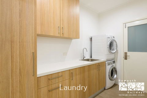20 Madaffari Drive - Hotels Melbourne 22