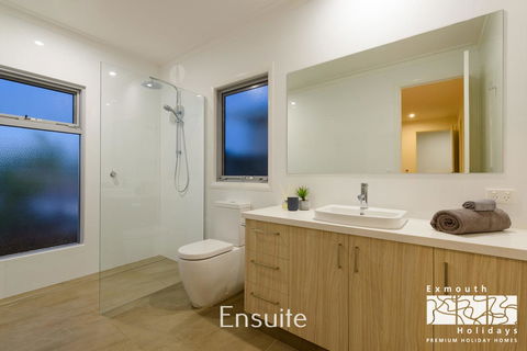 20 Madaffari Drive - Hotels Melbourne 12