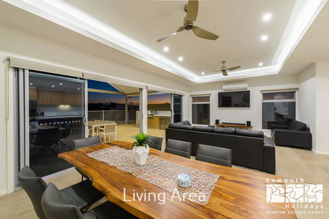 20 Madaffari Drive - Hotels Melbourne 3