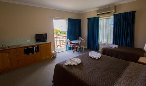 Esplanade Hotel Busselton - Hotels Melbourne 15
