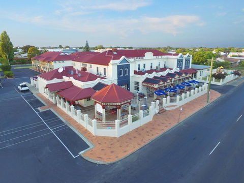 Esplanade Hotel Busselton - Hotels Melbourne 13