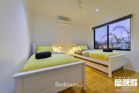 8 Kestrel Place - PRIVATE JETTY & POOL - Hotels Melbourne 10