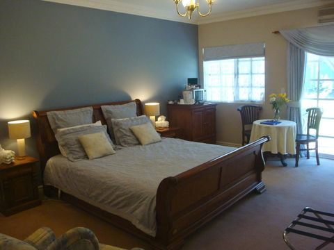 Lanterns Retreats - Hotels Melbourne 13