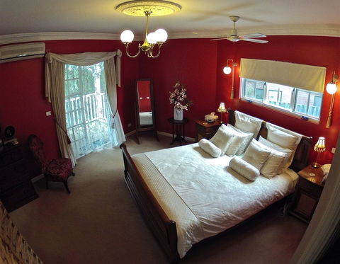 Lanterns Retreats - Hotels Melbourne 7