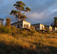 Swansea Beach Chalets - Hotels Melbourne