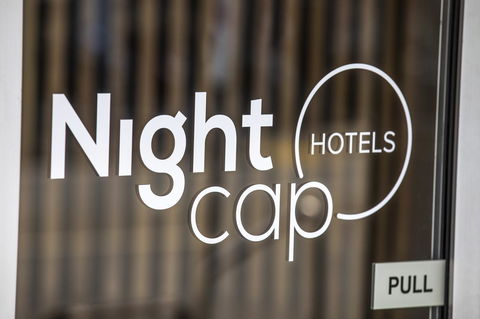 Nightcap At Carlyle Hotel - Hotels Melbourne 28