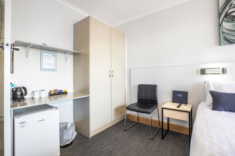 Nightcap At Carlyle Hotel - Hotels Melbourne 5