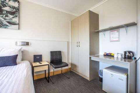 Nightcap At Carlyle Hotel - Hotels Melbourne 1