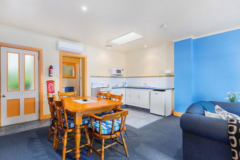 Smugglers Rest Apartments Dover - Hotels Melbourne 12