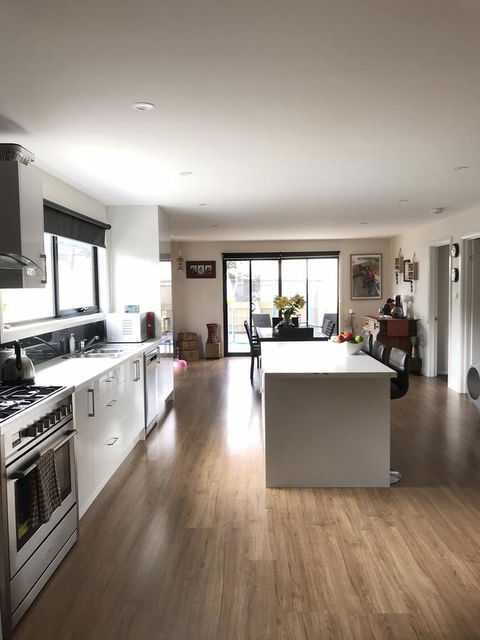 Georges Bay Apartments - Hotels Melbourne 10