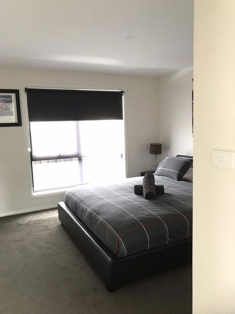 Georges Bay Apartments - Hotels Melbourne 5