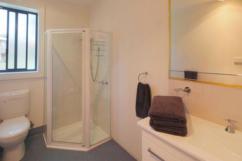 Georges Bay Apartments - Hotels Melbourne 32