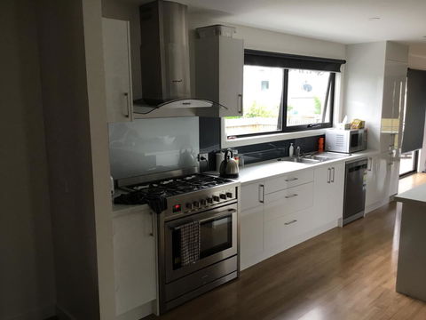 Georges Bay Apartments - Hotels Melbourne 13