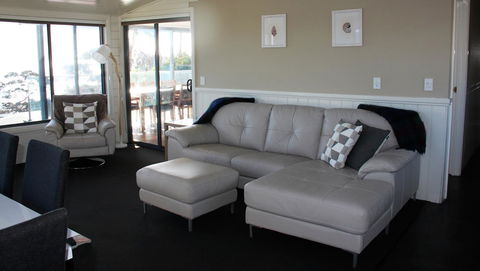 SEA EAGLE COTTAGE Amazing Views Of Bay Of Fires - Hotels Melbourne 5