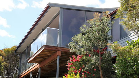 SEA EAGLE COTTAGE Amazing Views Of Bay Of Fires - Hotels Melbourne 11