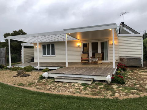 Richmond Bridge Accommodation â€œTwo The Bridgeâ€ - Hotels Melbourne 1