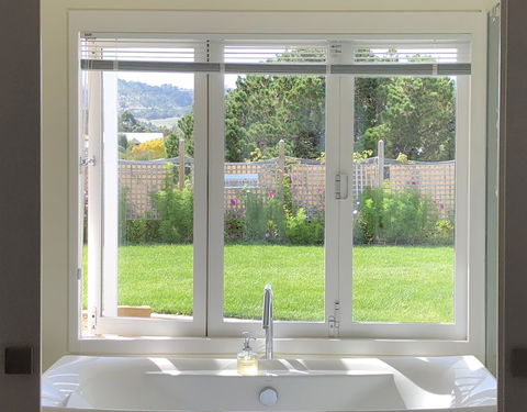 Richmond Bridge Accommodation â€œTwo The Bridgeâ€ - Hotels Melbourne 13