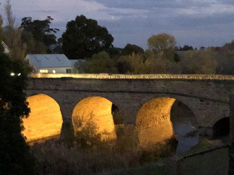 Richmond Bridge Accommodation â€œTwo The Bridgeâ€ - Hotels Melbourne 31