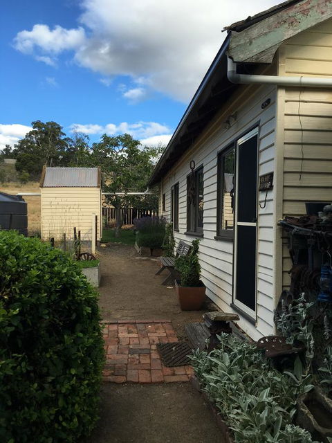 Walnut Cottage - Hotels Melbourne 12