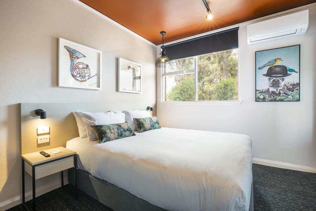 Fairfield Heights NSW Hotels Melbourne