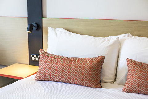 Nightcap At Regents Park Hotel - Hotels Melbourne 1