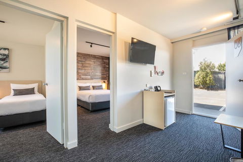 Nightcap At Westside Hotel - Hotels Melbourne 3