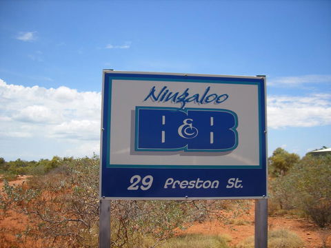 Ningaloo Bed And Breakfast - Hotels Melbourne 2