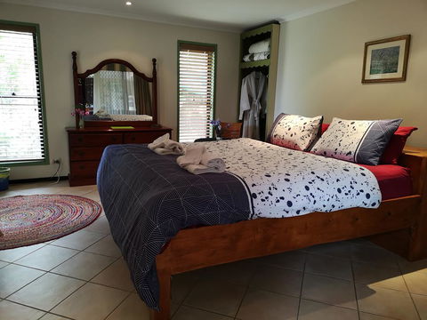 Noosa Edge Nudist Retreat - Hotels Melbourne 3