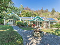Book Cooran Accommodation Vacations Hotels Melbourne Hotels Melbourne
