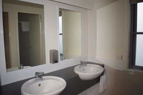 NRMA Sydney Lakeside Holiday Park - Hotels Melbourne 3