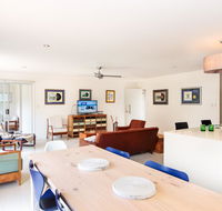 Oceanic Dr 133 - WHALE WATCHERS DELIGHT - Hotels Melbourne