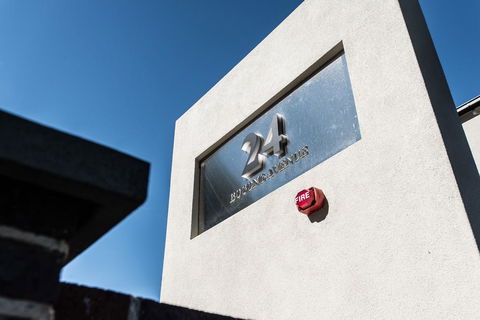 Orange Serviced Apartment - Hotels Melbourne 2