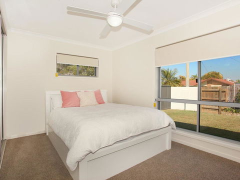 Palm 95 - Modern 4 BDRM Home With Pool - Hotels Melbourne 1