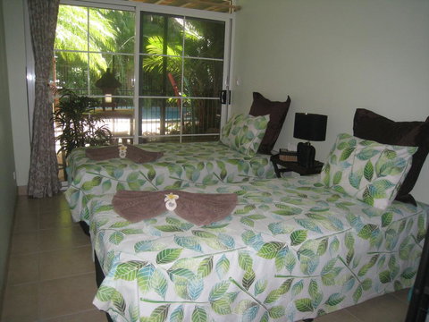 Palmerston Sunset Retreat - Hotels Melbourne 3