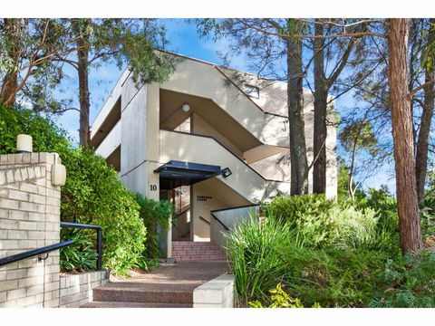 PANAMA-hosted By:L'Abode Accommodation - Hotels Melbourne 1