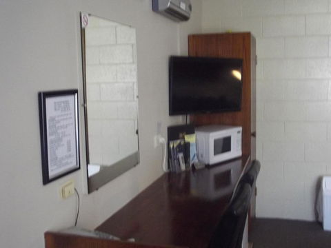 Parkside Motel Morwell - Hotels Melbourne 1