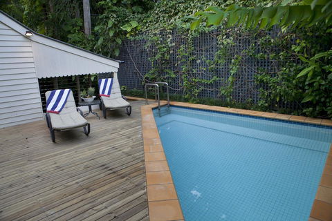 Port Douglas Cottage & Lodge - Hotels Melbourne 1