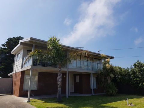 Portarlington Beach Shack 50 Metres To The Water - Hotels Melbourne 1
