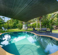 Private Pool Big Backyard Aircon - Paradise - Hotels Melbourne