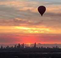 Private Villa with Great Views - Hotels Melbourne