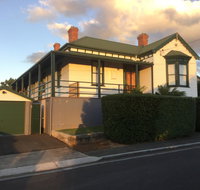 Pump Jack BB - Hotels Melbourne