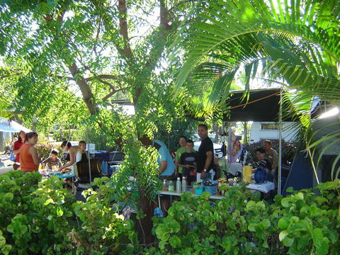 Queens Beach Tourist Village - Hotels Melbourne 1