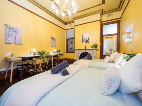 Quiet Quadruple Private Room In Strathfield 3min To Train Station Sleeps 4 - Hotels Melbourne 2