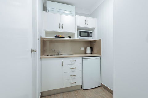 Raintree Motel Biloela - Hotels Melbourne 2