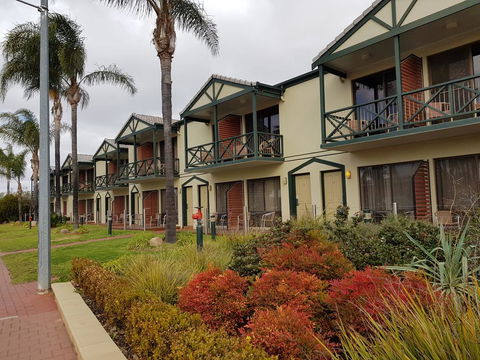 Renmark Hotel Motel - Hotels Melbourne 0