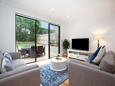 RIPPLES-hosted By:L'Abode Accommodation - Hotels Melbourne 2