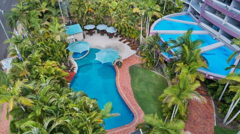 Riviera Resort - Hotels Melbourne 1