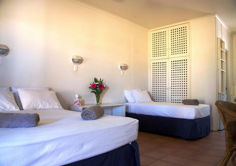 Roebuck Bay Hotel - Hotels Melbourne 1