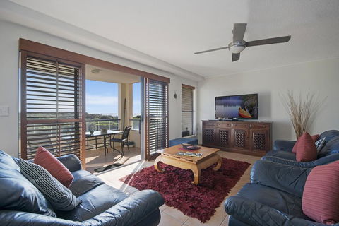Salerno On The Beach - Hotels Melbourne 1